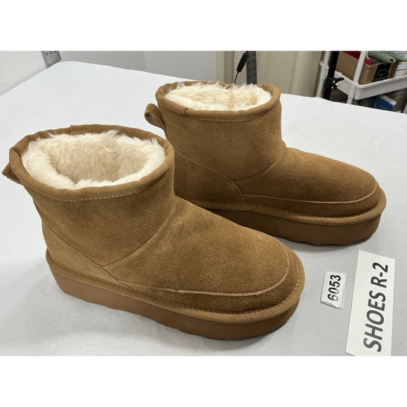 Womans Athmile Ankle Bootie Pullon Eu 39 Us 8.5/9 Tan Lined Heel NWOT - Picture 1 of 9